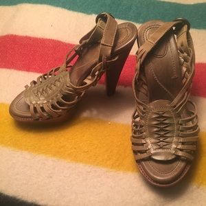 FRYE - Green Huarache Heel Strappy Sandals